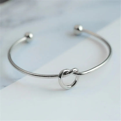 Titan Twist Bracelet
