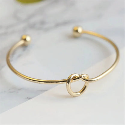Titan Twist Bracelet